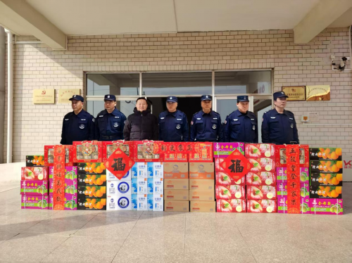 春节慰问暖人心 一线坚守显担当 ——北京华远卫士保安服务有限公司开展春节